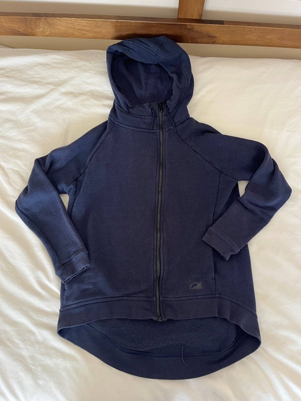 Women’s SZ S Navy Hooded Zip-Up Nike Sweatshirt